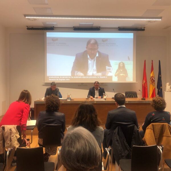 Primer conversatorio contra la pobreza y la desigualdad