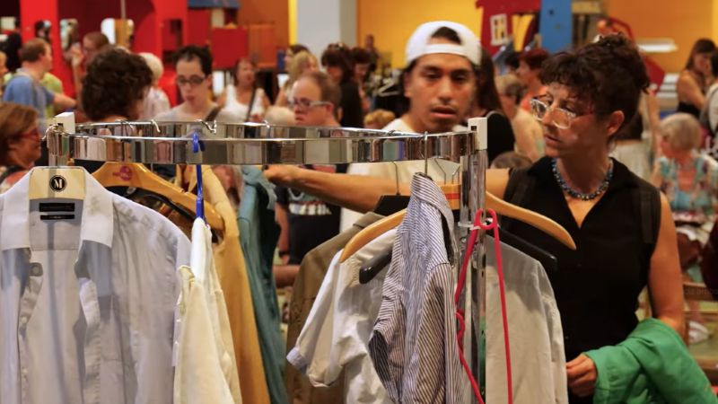 Éxito del Truke Fest, la primera edición de fiesta de intercambio de ropa en Geltoki